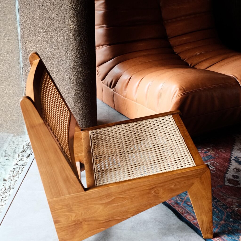 Bauhaus lounge chair Indonesia
