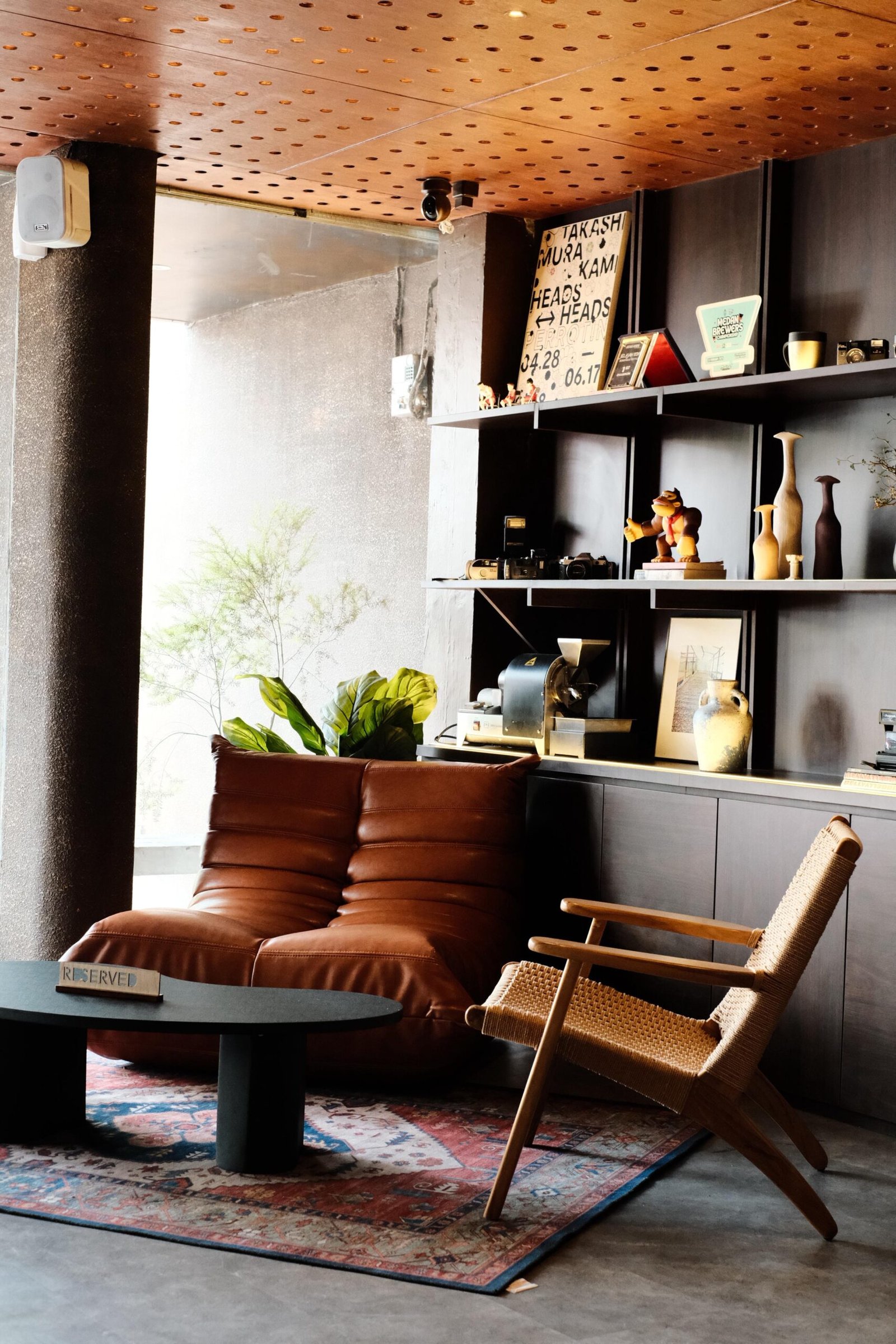 Bauhaus lounge chair Indonesia